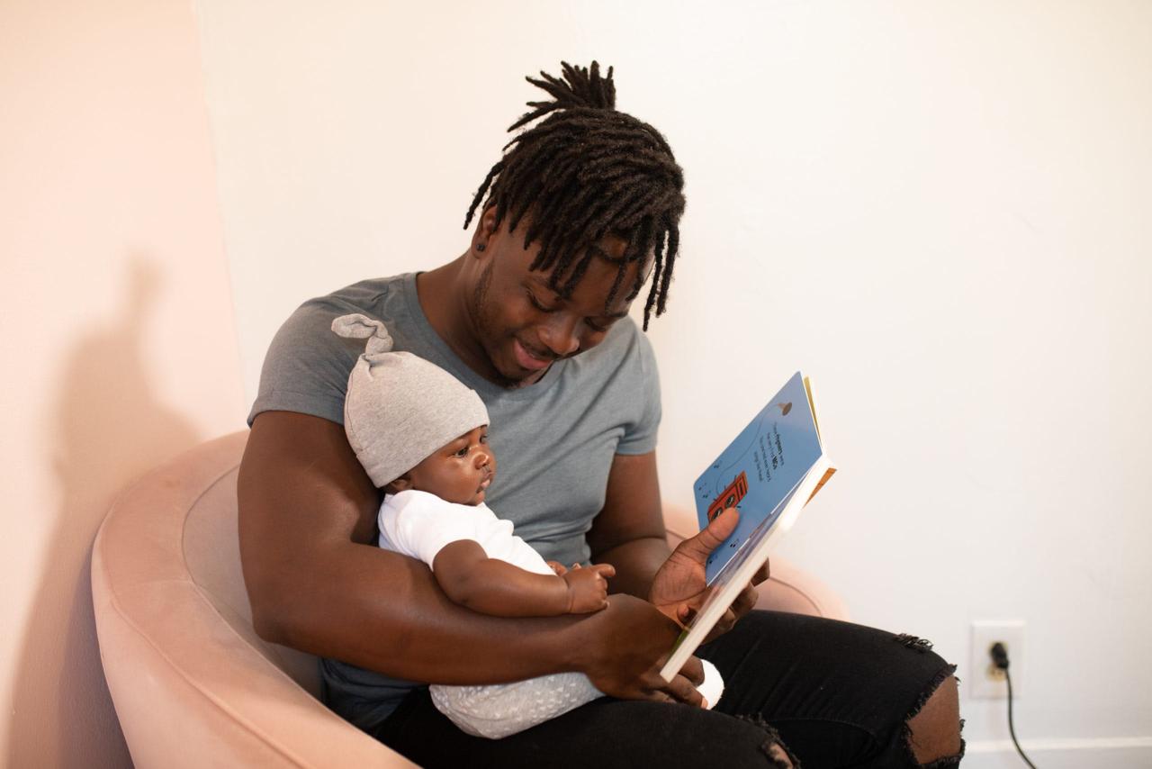 Wprowadzenie do czytania niemowlętom: znaczenie i korzyści